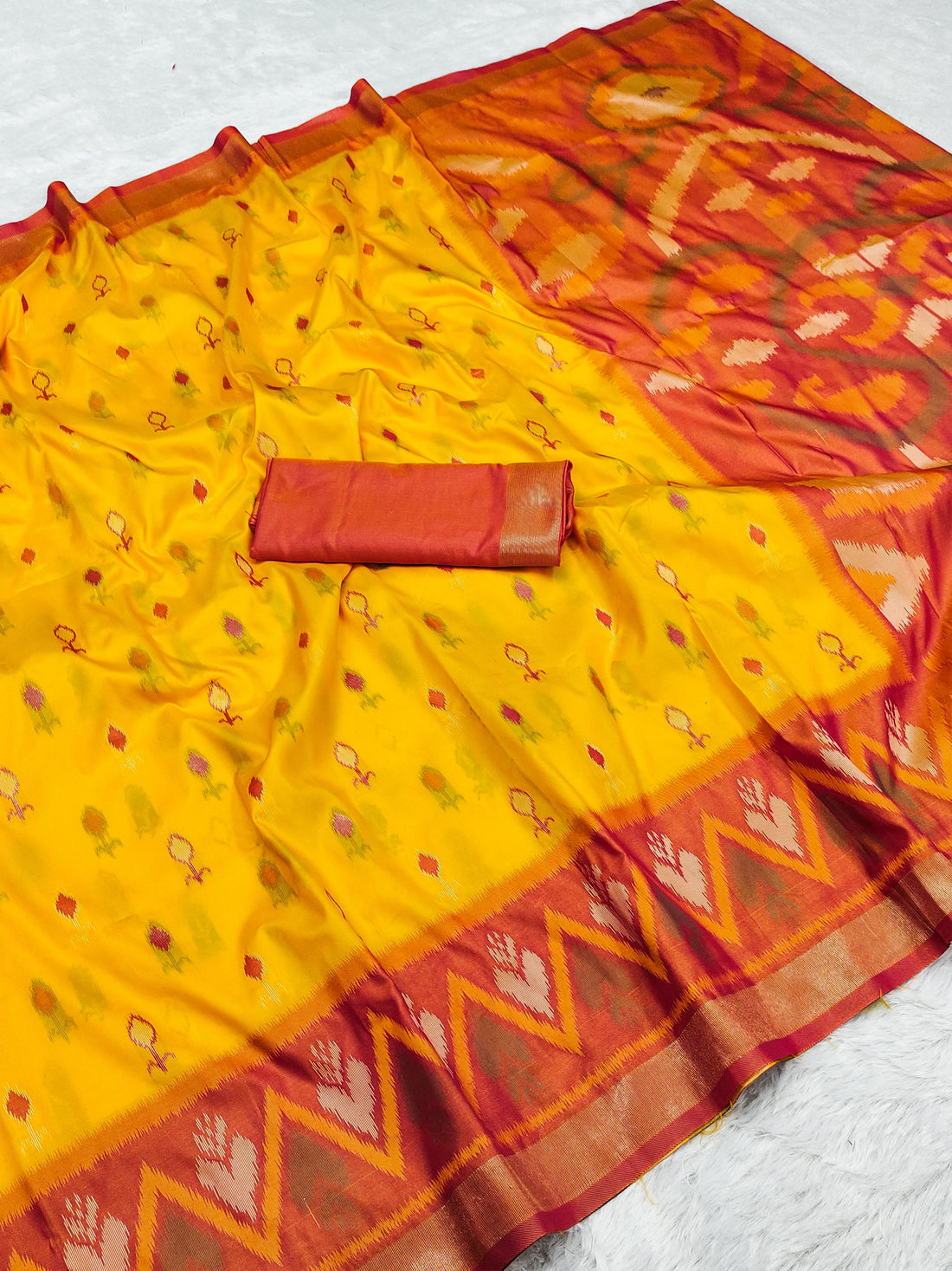 Traditional Pochampalli Silk Blend Saree with Zari Border