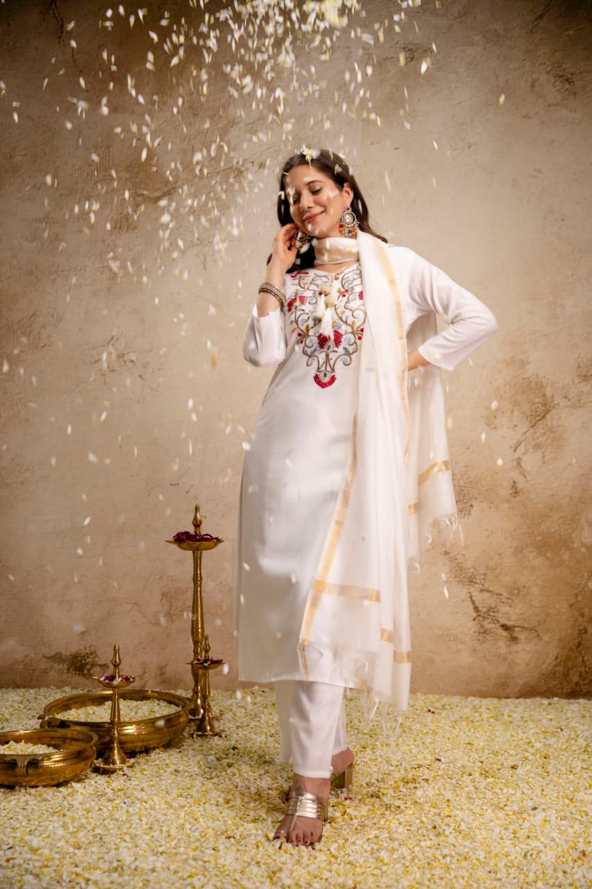 Women’s Pure Viscose Chanderi Embroidered Kurti Pant Set with Bhagalpuri Dupatta