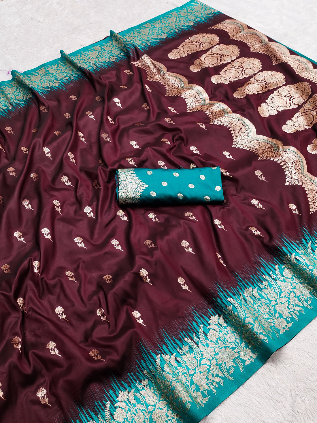 Women’s Premium Soft Banarasi Silk Saree with Zari Weaving & Meenakari Pallu SurMira Fashion