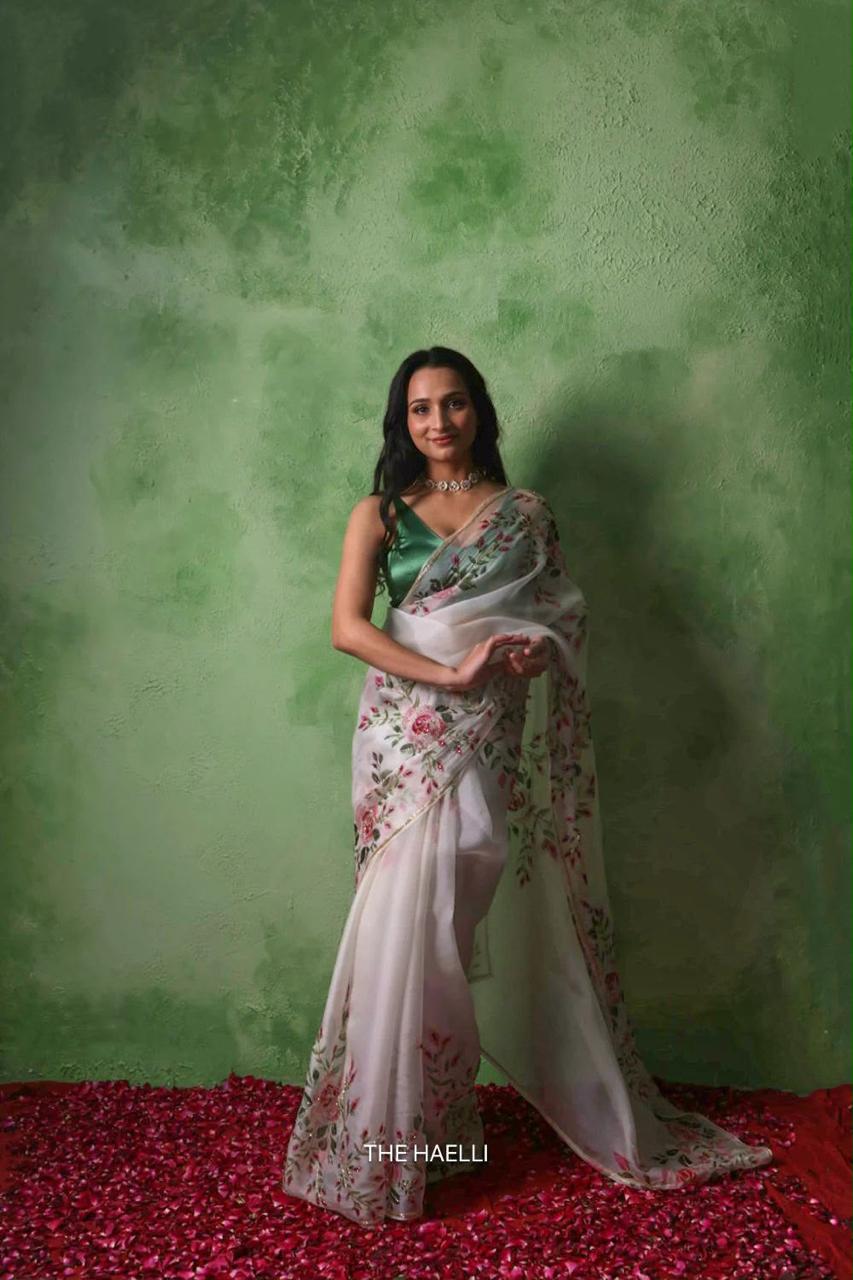 Women’s Soft Tabby Saree with Floral & Sparrow Print, Khatali Handwork & Cutdana Work SurMira Fashion