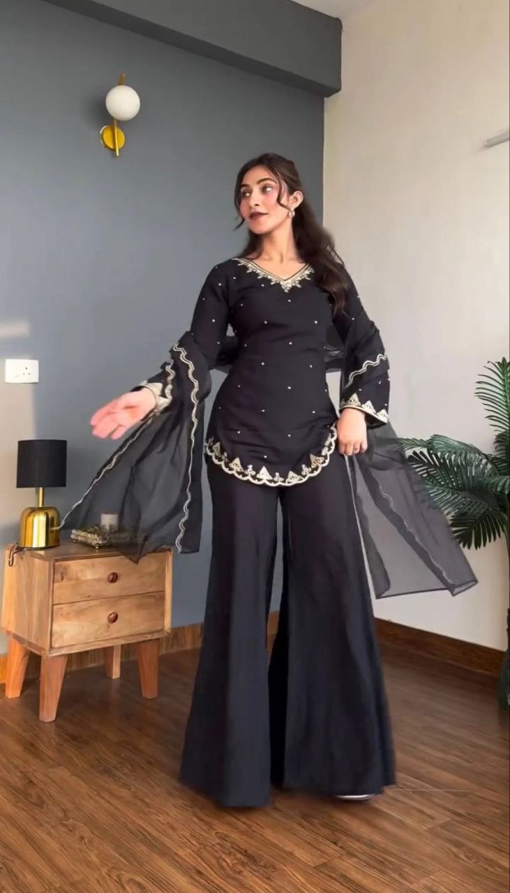 Designer Heavy Silk Crepe Kurta Pant Dupatta Set for Women
