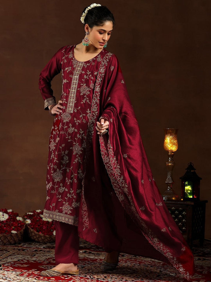 WOMEN'S PURE VICHITRA SILK KURTA SET'S *ZARINA*