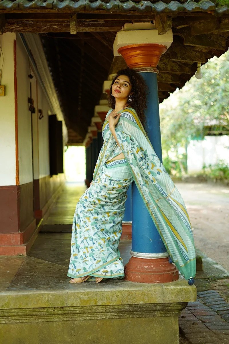 Exclusive Linen Cotton Digital Printed Saree for Women