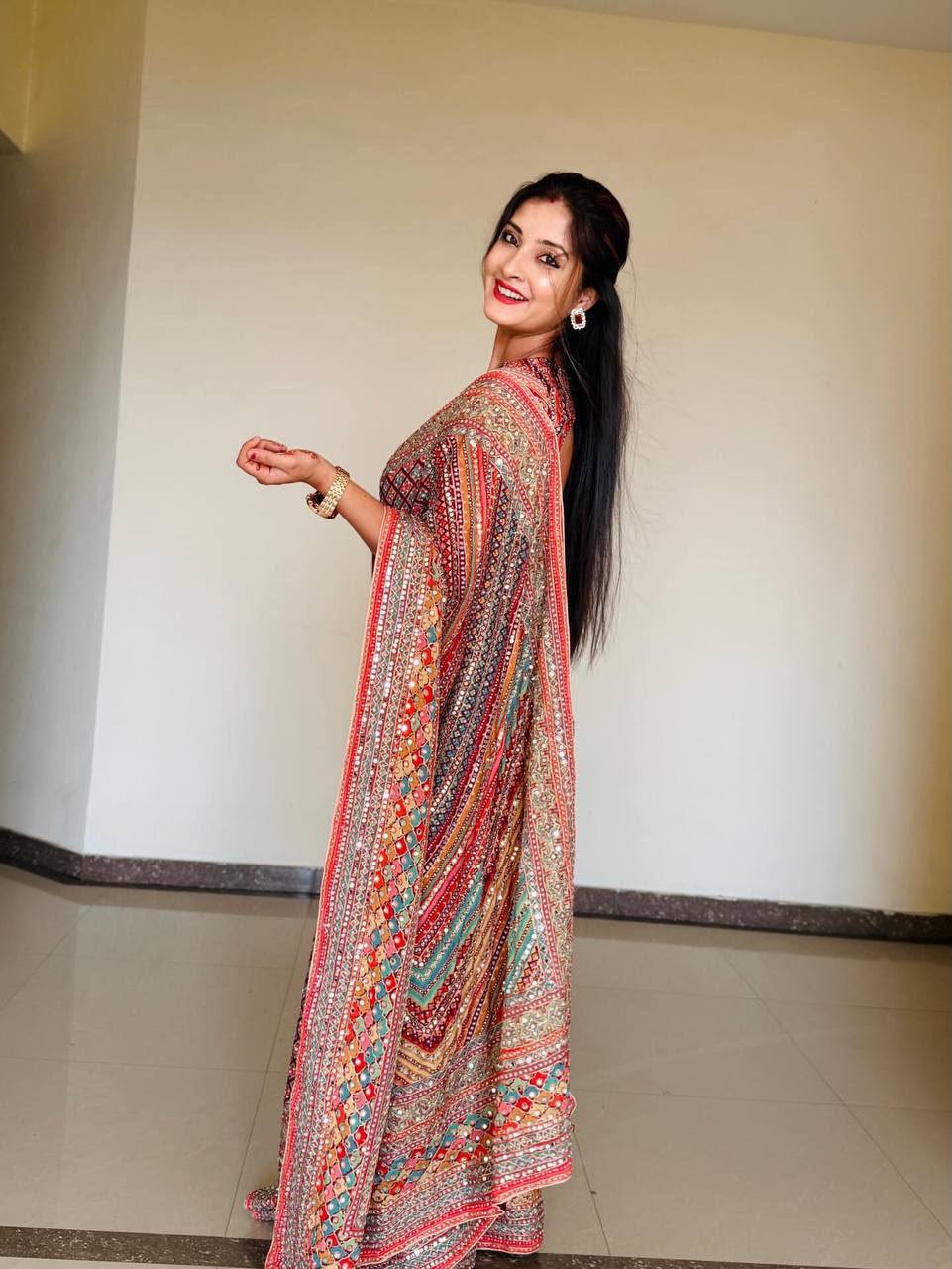 Women’s Roman Silk Saree with Position Print, Real Mirror Work & Kodi Latkan Pallu