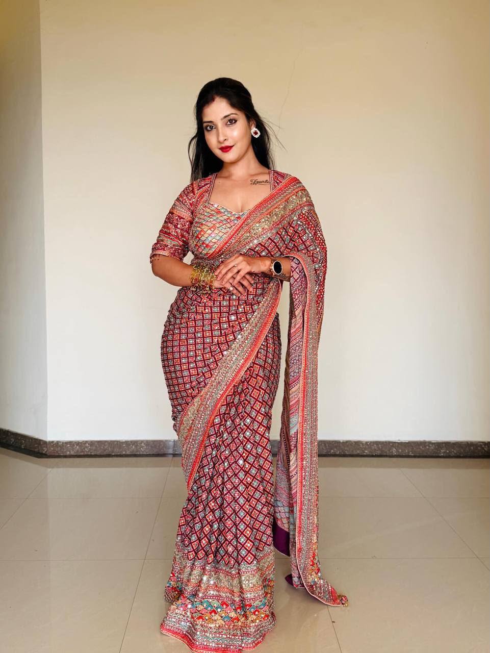 Women’s Roman Silk Saree with Position Print, Real Mirror Work & Kodi Latkan Pallu