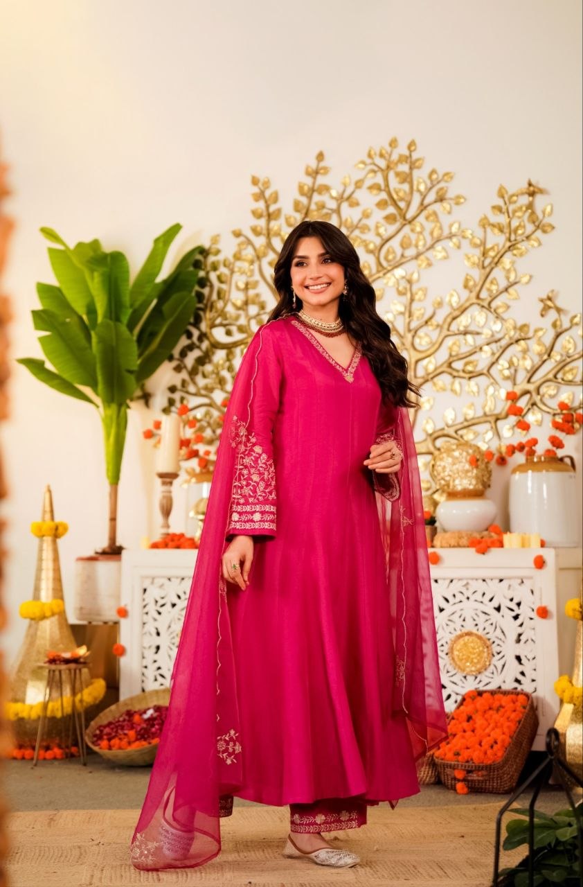 Designer Pure Viscose Chanderi Silk Kurti Set with Sequence Embroidery
