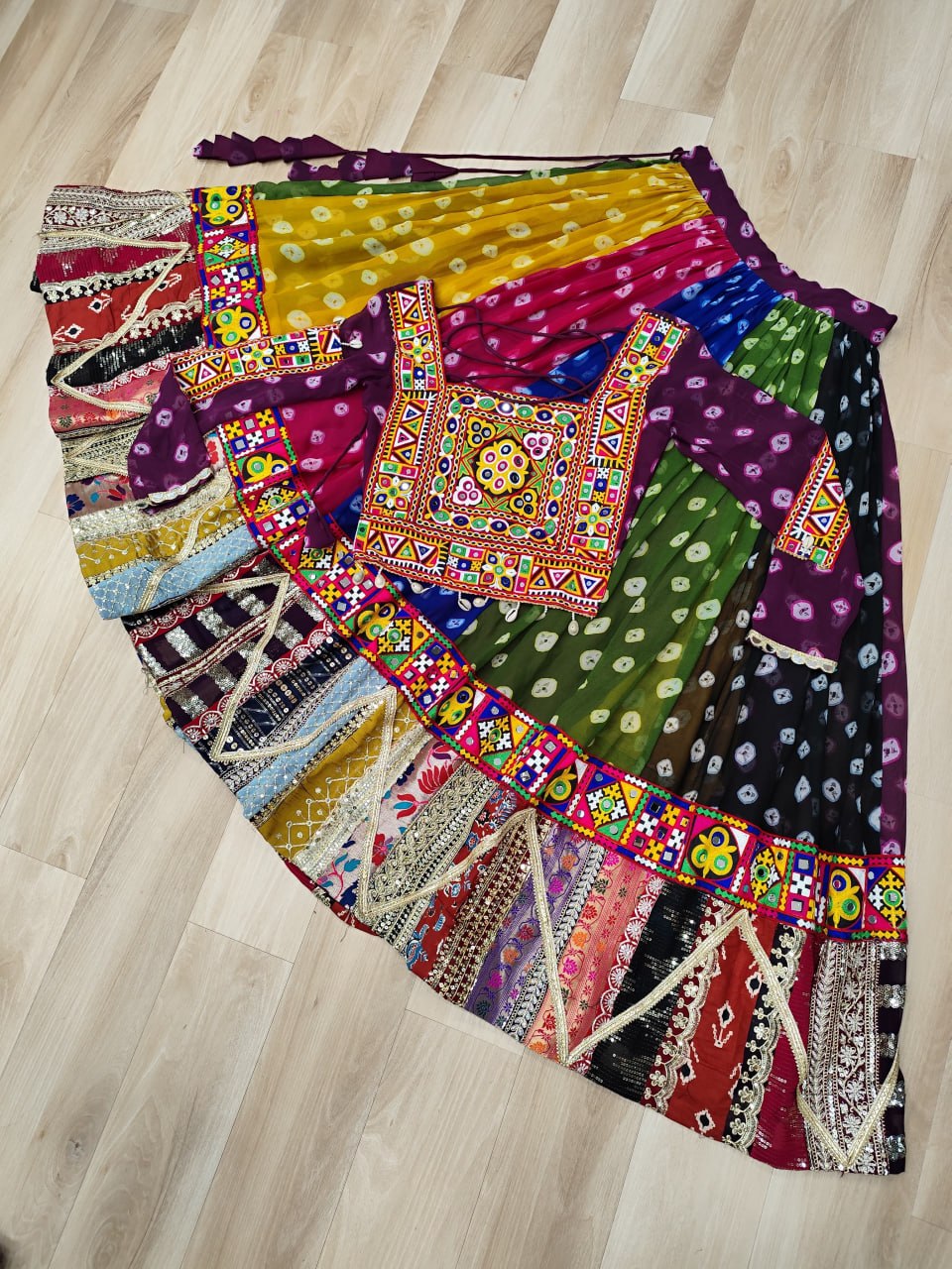 Women’s Georgette Lehenga Choli with Kutchi Gamthi Work & Vintage Print SurMira Fashion