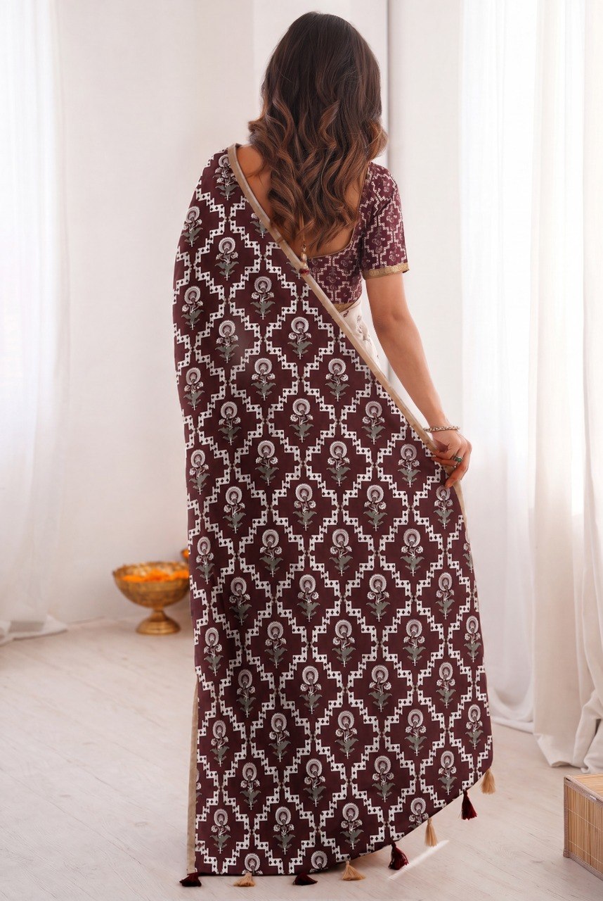 Women’s Mul Cotton Silk Bandhej Saree with Traditional Zari Border SurMira Fashion