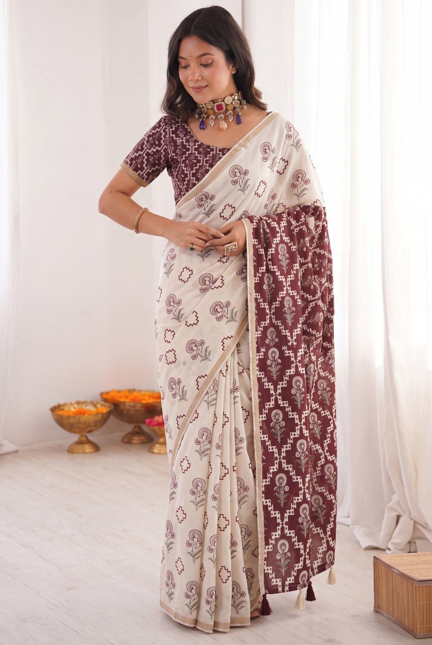 Women’s Mul Cotton Silk Bandhej Saree with Traditional Zari Border SurMira Fashion