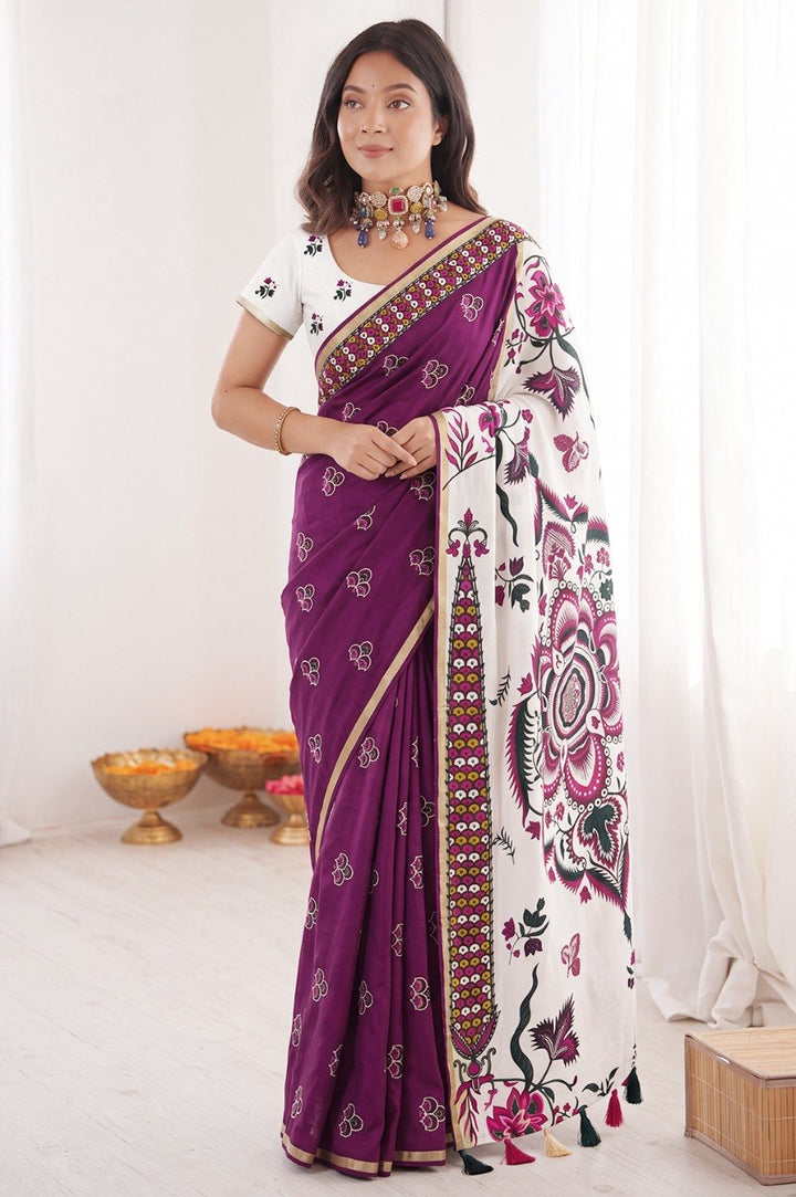 Women’s Mul Cotton Silk Bandhej Saree with Traditional Zari Border SurMira Fashion